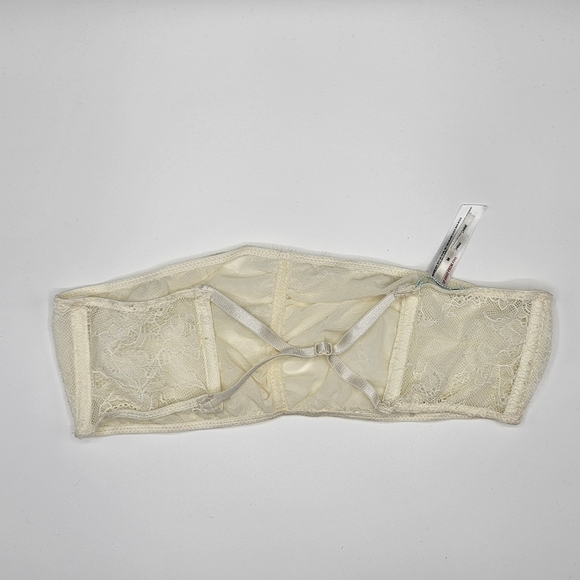 NWOT Kimchi Blue Bandeau size medium - Picture 2 of 9